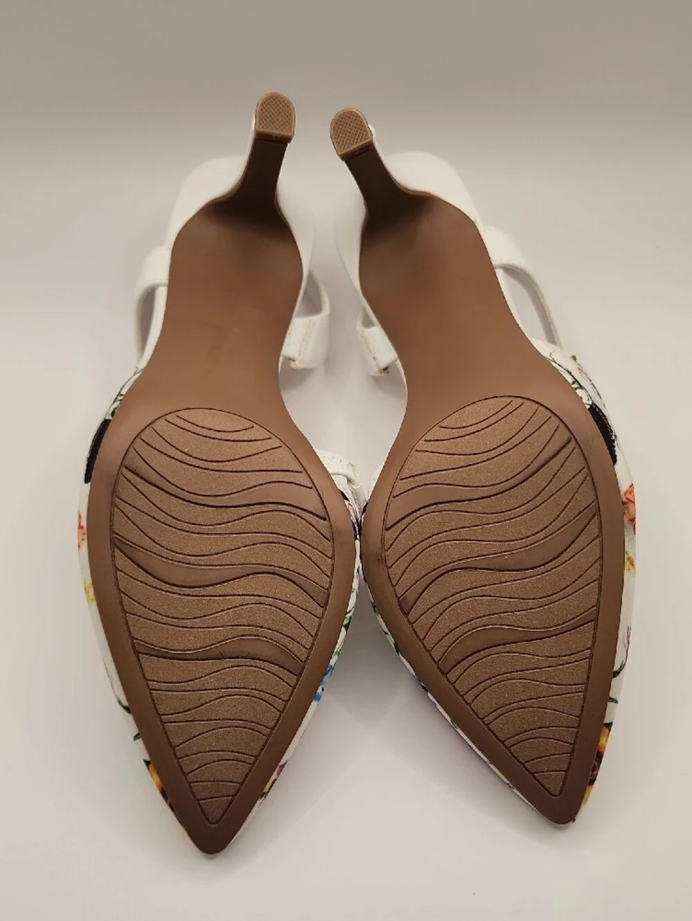 New Impo White Floral & Butterfly Pointed-Toe Slingback Heels